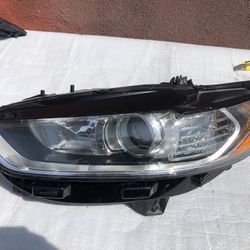 2016-2017 Ford Fusion Headlight Left Side