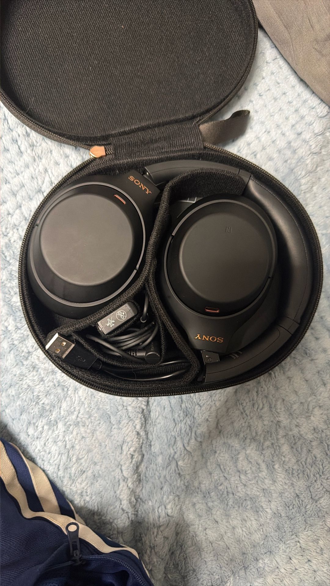 Sony xm4 Headphones