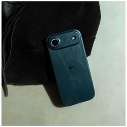 Bullstrap Leather Case for iPhone Air