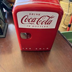 Coca Cola Mini Fridge