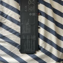 ASUS ROG Zephyrus S GX531 Laptop Battery (4ICP4/72/77, 15.4V 50Wh)