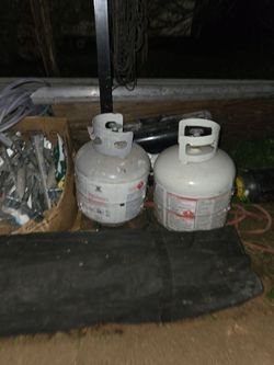 Gas tanks