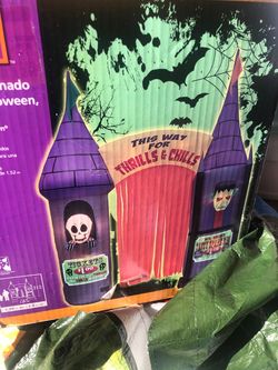 Halloween Inflatable Haunted Castle Decoration