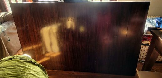 Free Quality Wood Table (TOP ONLY)! Fits 8-12 people