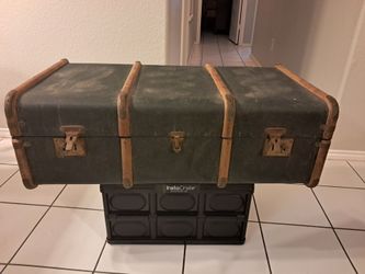 Antique/Vintage Trunk