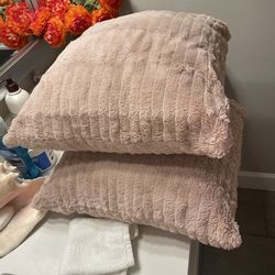 Throw pillows 4 pack