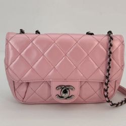 CHANEL Classic Iridescent Crossbody Pink Leather