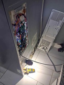 REFRIGERATOR NEVERA FRIDGE HELADERA FREEZER COOLER 