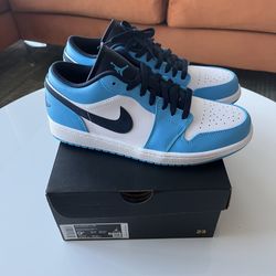 Air Jordan 1 Low UNC Blue New Size 9.5