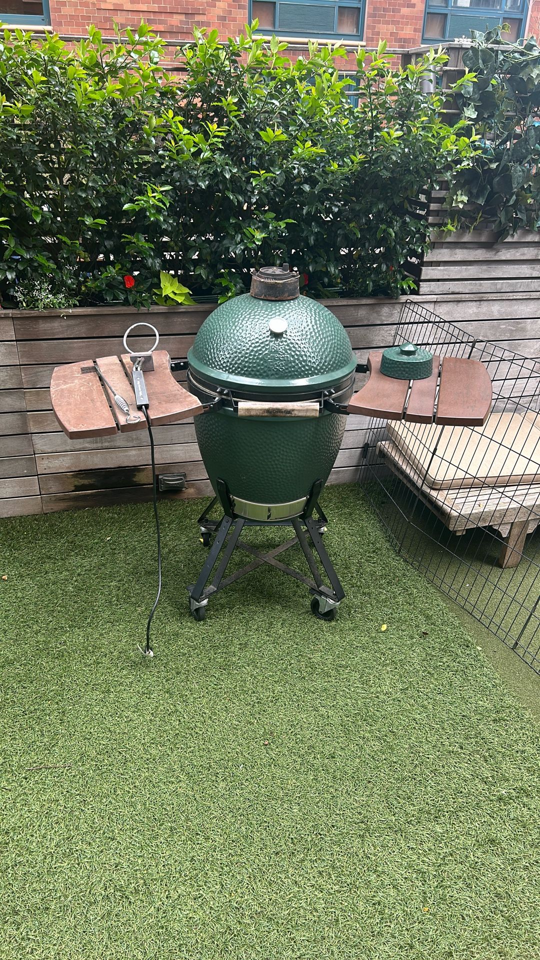 Big Green Egg Large Ceramic Grill