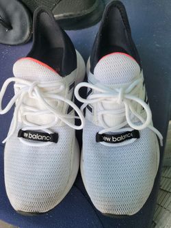 SIZE 6 NEW BALANCE