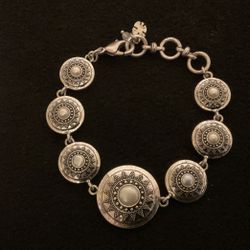 7” Solid SilverTone Tribal Style Bracelet With Pearls