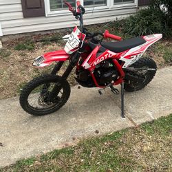 125cc Dirt Bike 