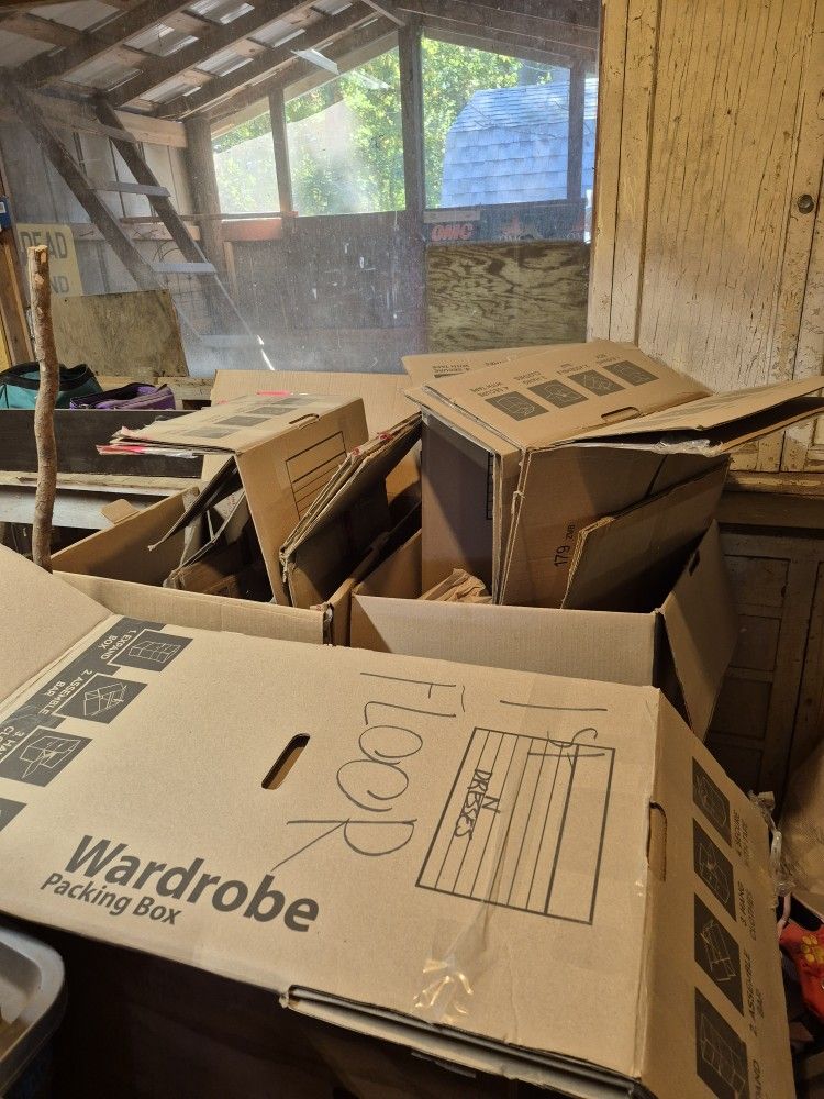 Moving Boxes & Packing Material
