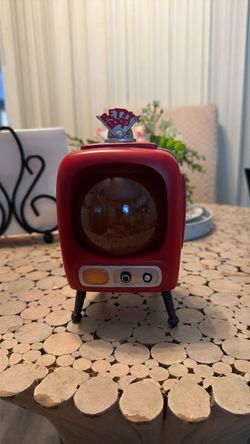 Betty Boop Retro TV Figurine