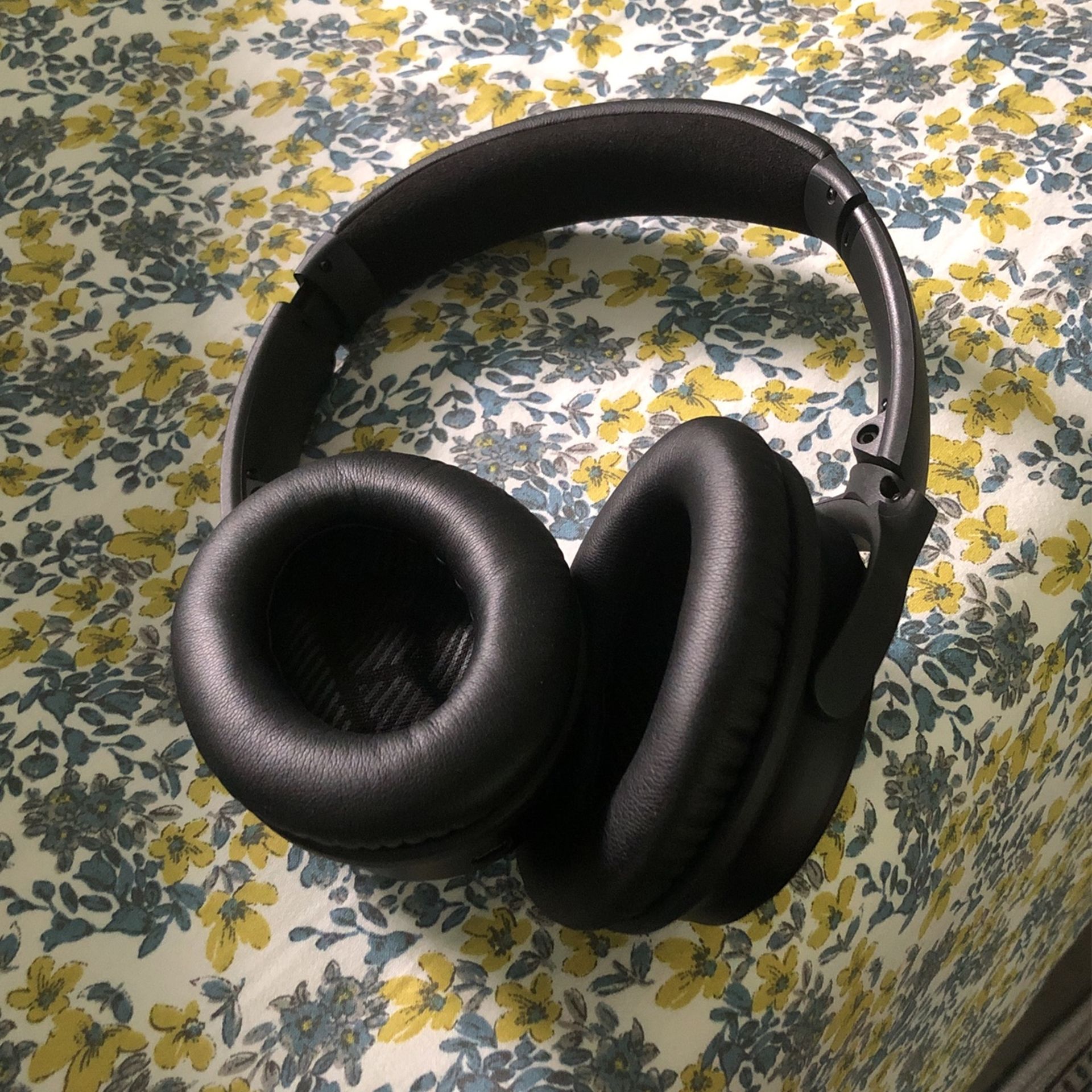 Bose headphones QC35 II