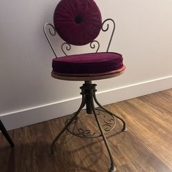 Vintage Chiavari Style vanity Chair Hollywood Regency Italian vanity red velvet