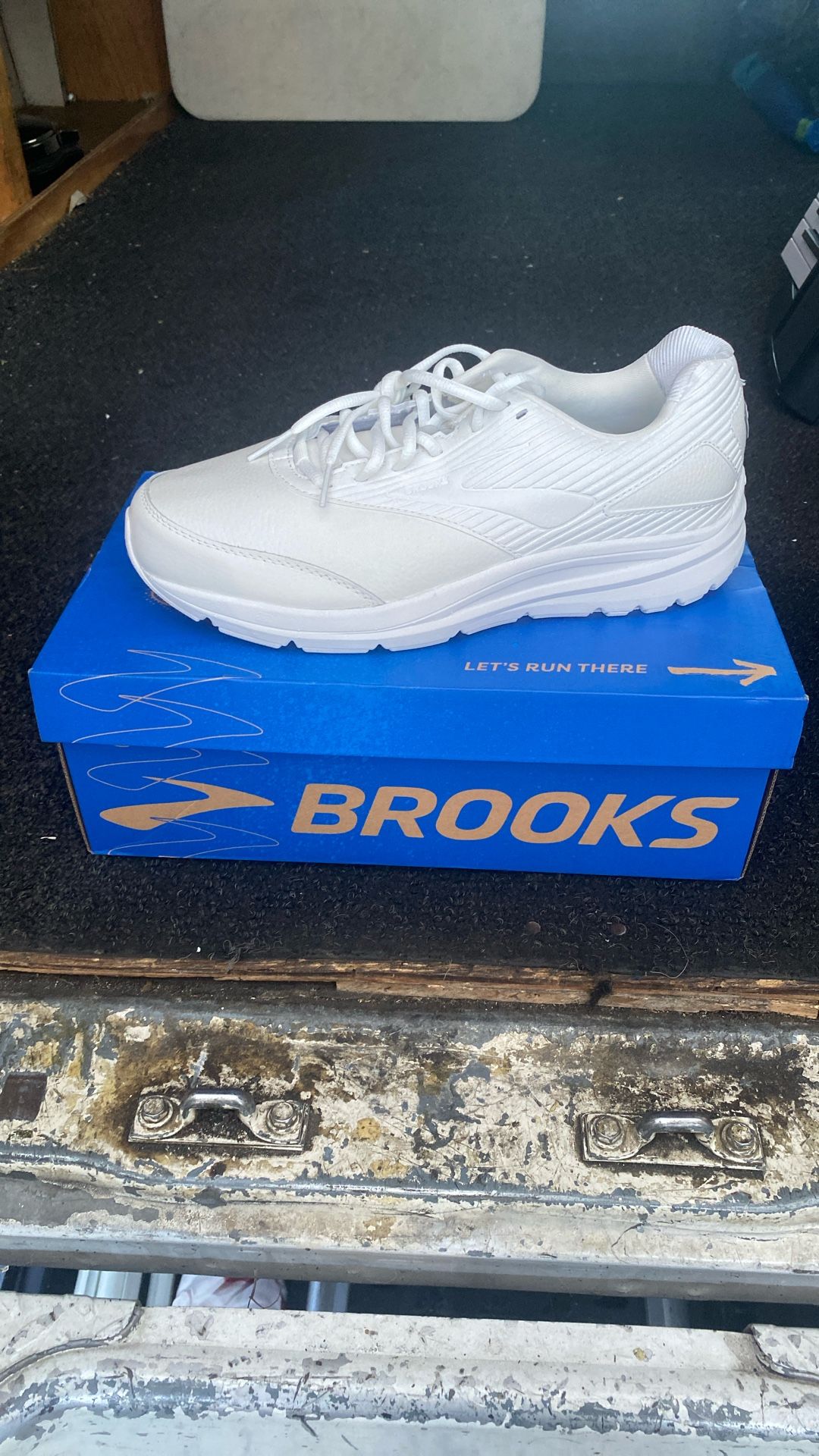 Brooks 11.5 