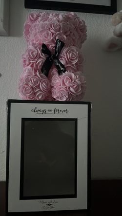 Pink flower teddy bear decor