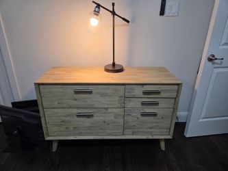 Modern L-Shaped Desk + Matching Credenza – Excellent Condition