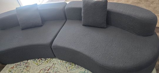 Like New sofa smoke free  and pet free .. for $220