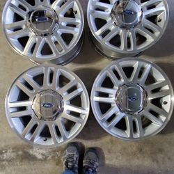 Ford F150 19 " Wheels 2011 Lariat