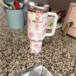 Stanley X Love Shake Fancy 