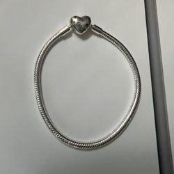 Sparkle Heart Clasp Snake Chain Bracelet 