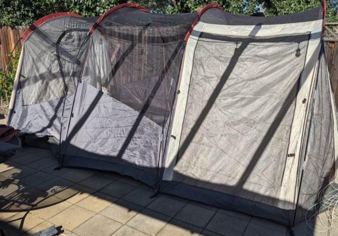 Kelty Ridgeway Alpine Lake 8 Person Tent w/OR Duffle Bag