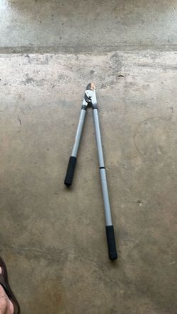 Extended handle shears