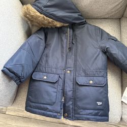 Chamarra De Niños Size 4 Y OSHKOSH  NEW 