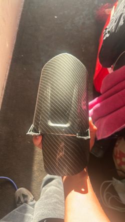 Carbon fiber back fender