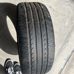 Used 225/45R17 Douglas Touring A/S 91W - 7.5/32