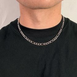 Silver Chain 316L Stainless Steel 6mm Figaro Chain in 18 Inches