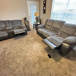 Get this amazing 😉 deal on this brand new GRAY 2pc recliner set …… sofa and loveseat $1099