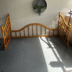 Wooden Daybed With Trundle 