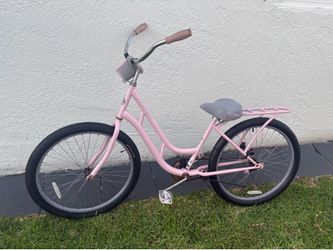 PInk Schwinn 26’ beach cruiser