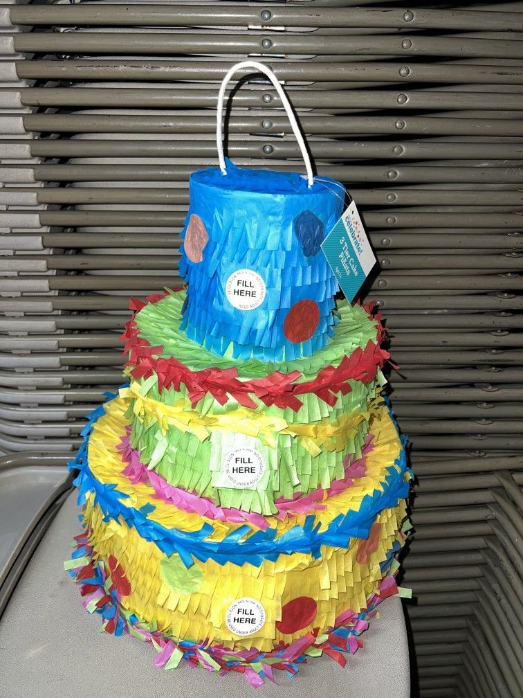 3 Tier Cake Piñata