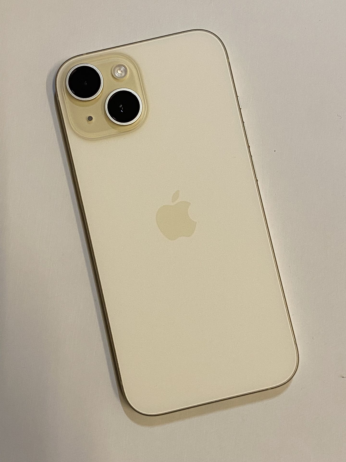 iPhone 15 100% Fully Unlocked