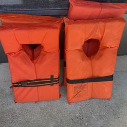 Adult Life Jackets (4)