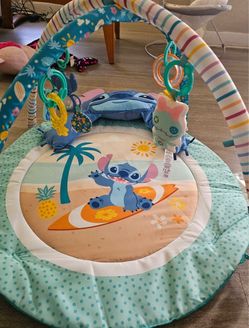 Baby stitch playmat/gym