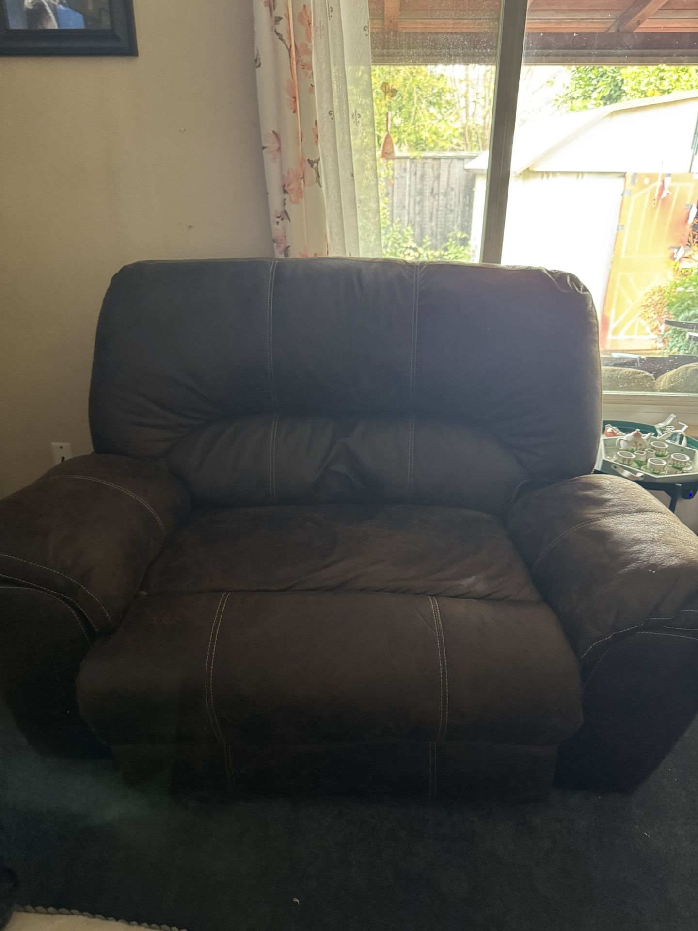 Oversized Recliner