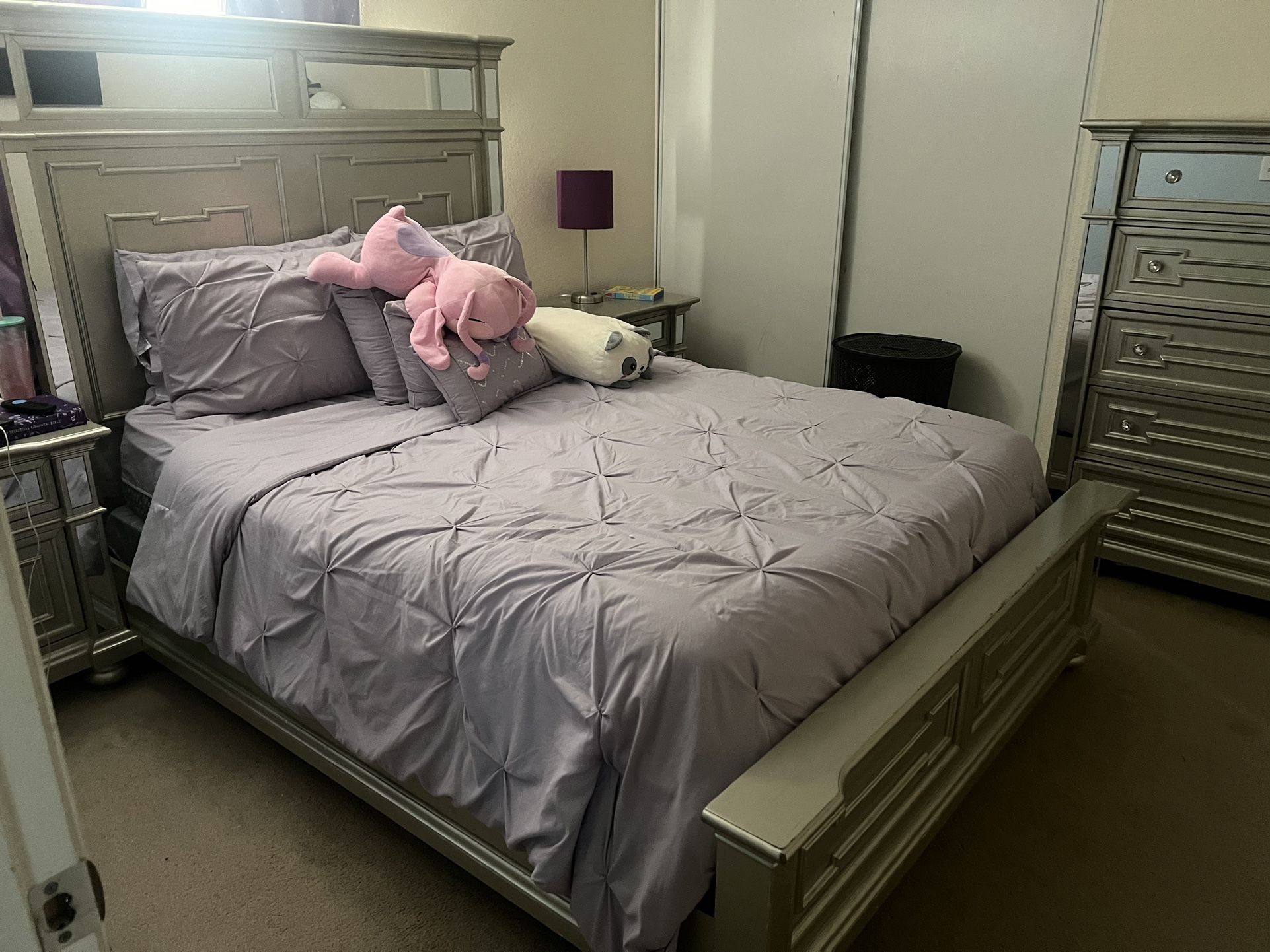 Queen bedroom set two nightstands one long cabinet used