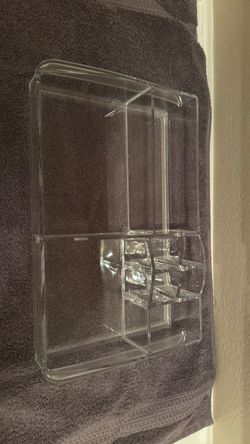 Clear acrylic makeup organizer