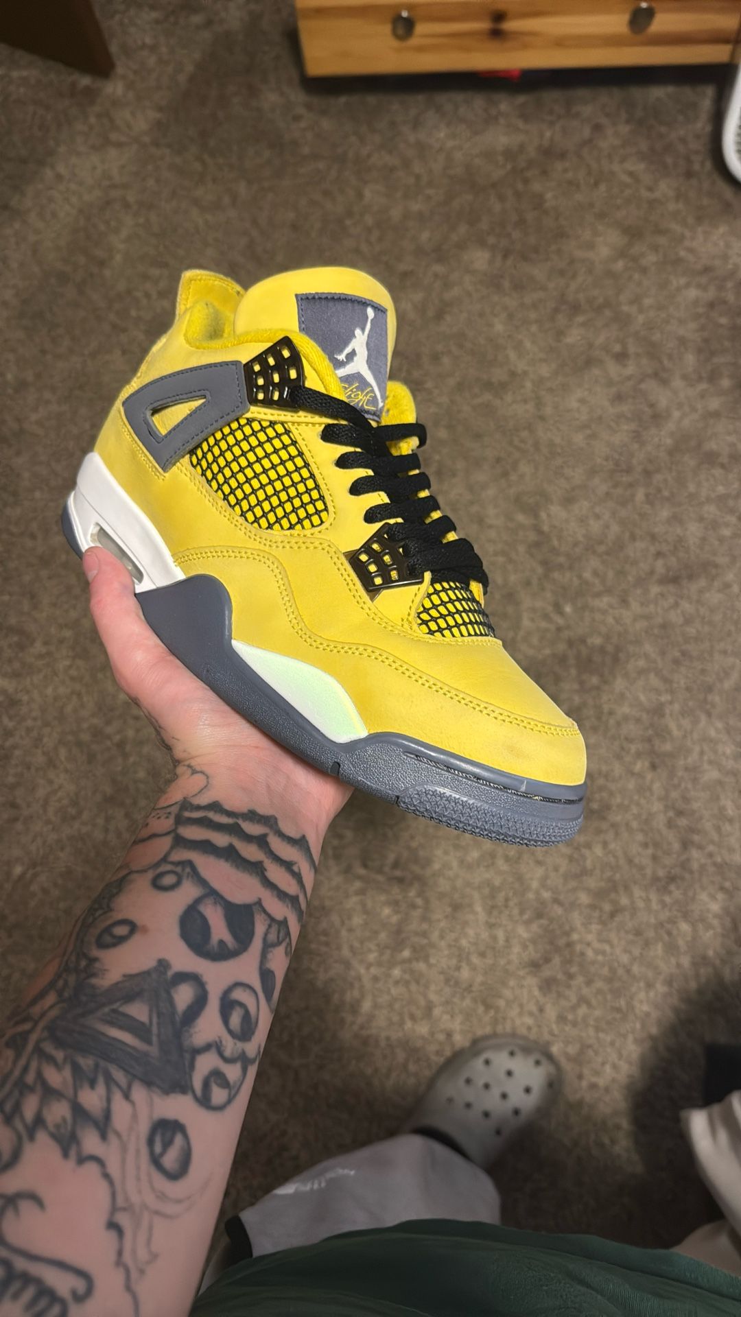 Jordan 4 Pair Lightning And Fear