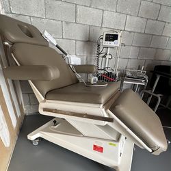 Professional Power Medical / Med-Spa Procedure Chair ​OBO