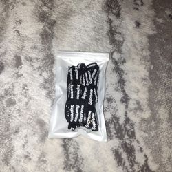  Shoelaces  Black And White