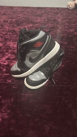 Nike Air JordanShoes Retro Mid Size 13c Gray black Lace