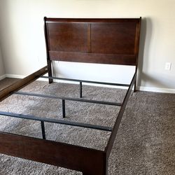 Queen Sleigh Bed