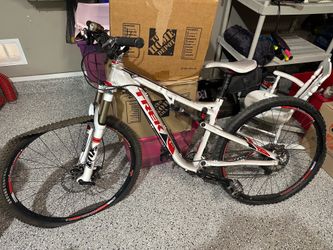 TREK superfly 100A Elite mountain bike